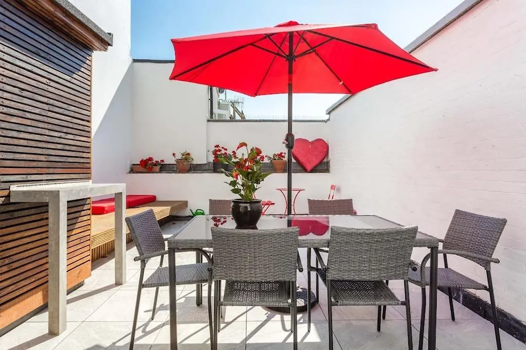 Roof Garden House location